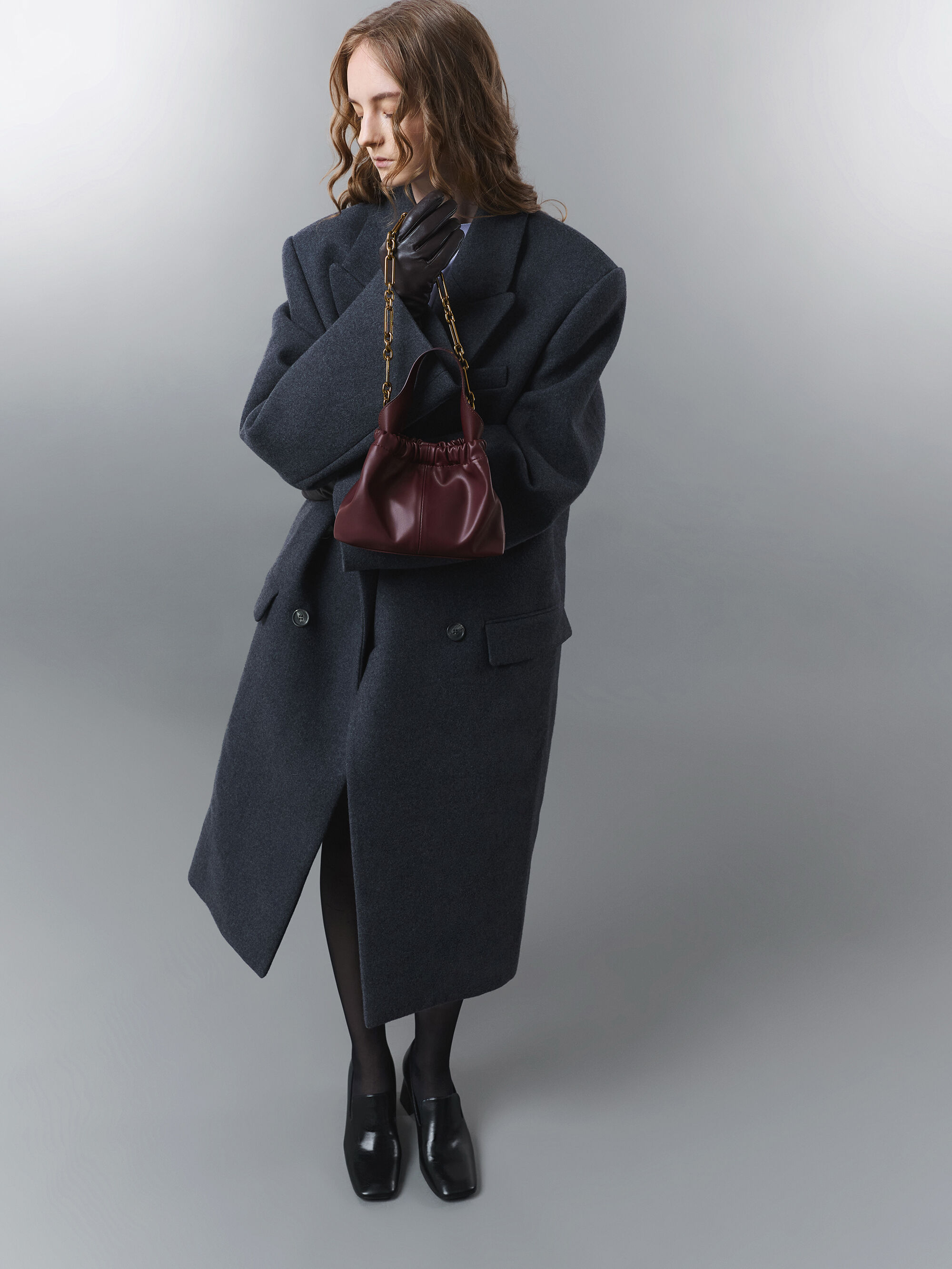 Ally アリー ルーシュドスラウチーバッグ - ワインベリーレッド