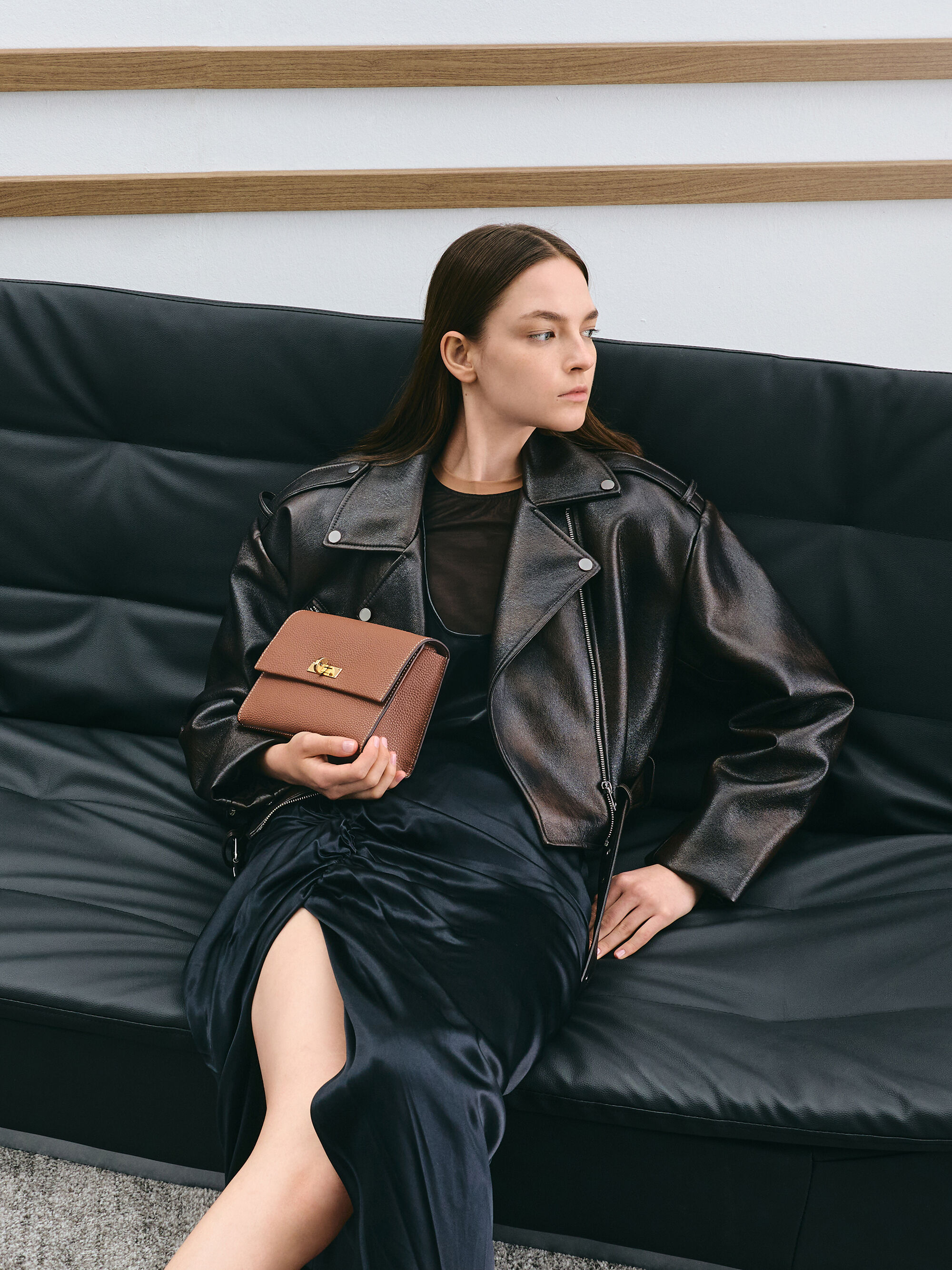 Chance チャンス レザー ターンロッククロスボディバッグ