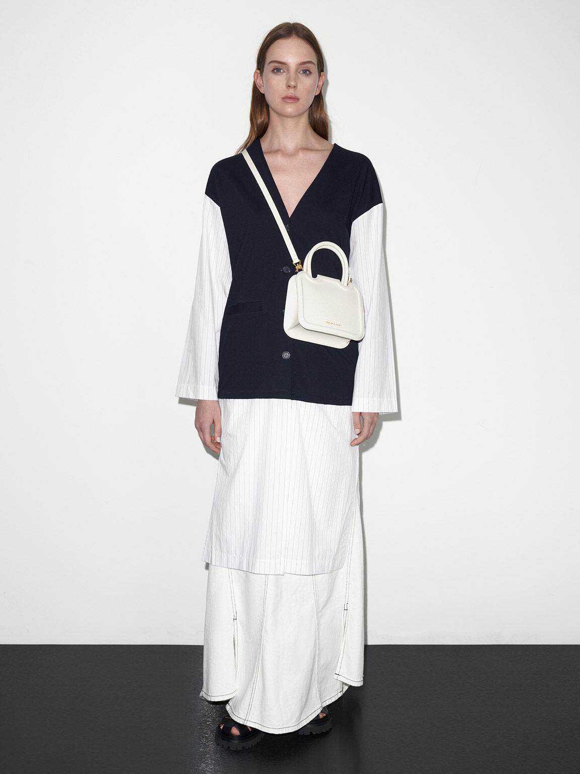 Perline ペルリーネ ダブルハンドルスカルプチュアトートバッグ, ホワイト, hi-res