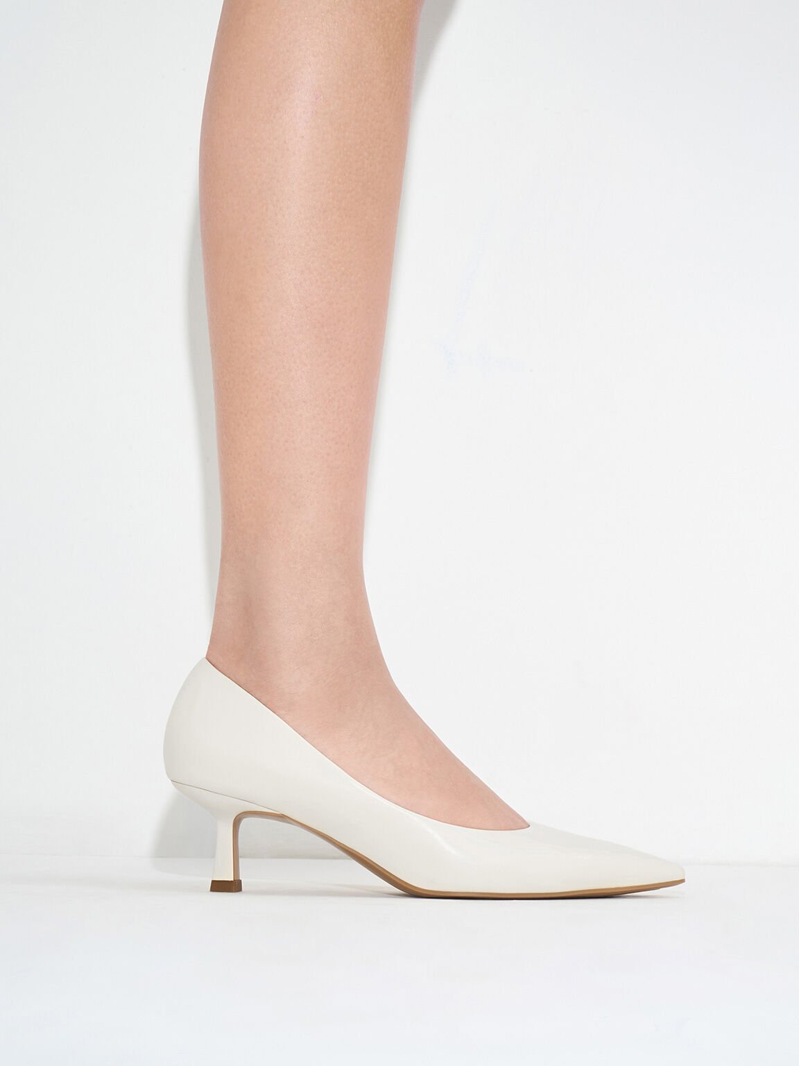 ポインテッド キトゥンヒールパンプス, チョーク, hi-res