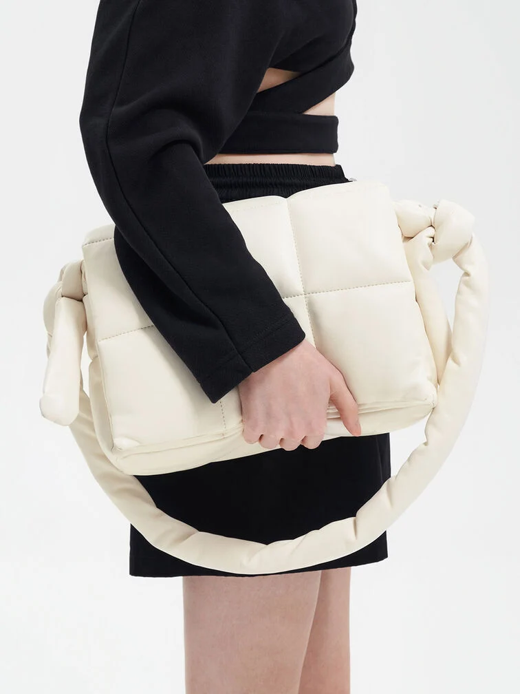 クリームカラーのErrya キルティング パフィ クロスボディバッグ – CHARLES & KEITH