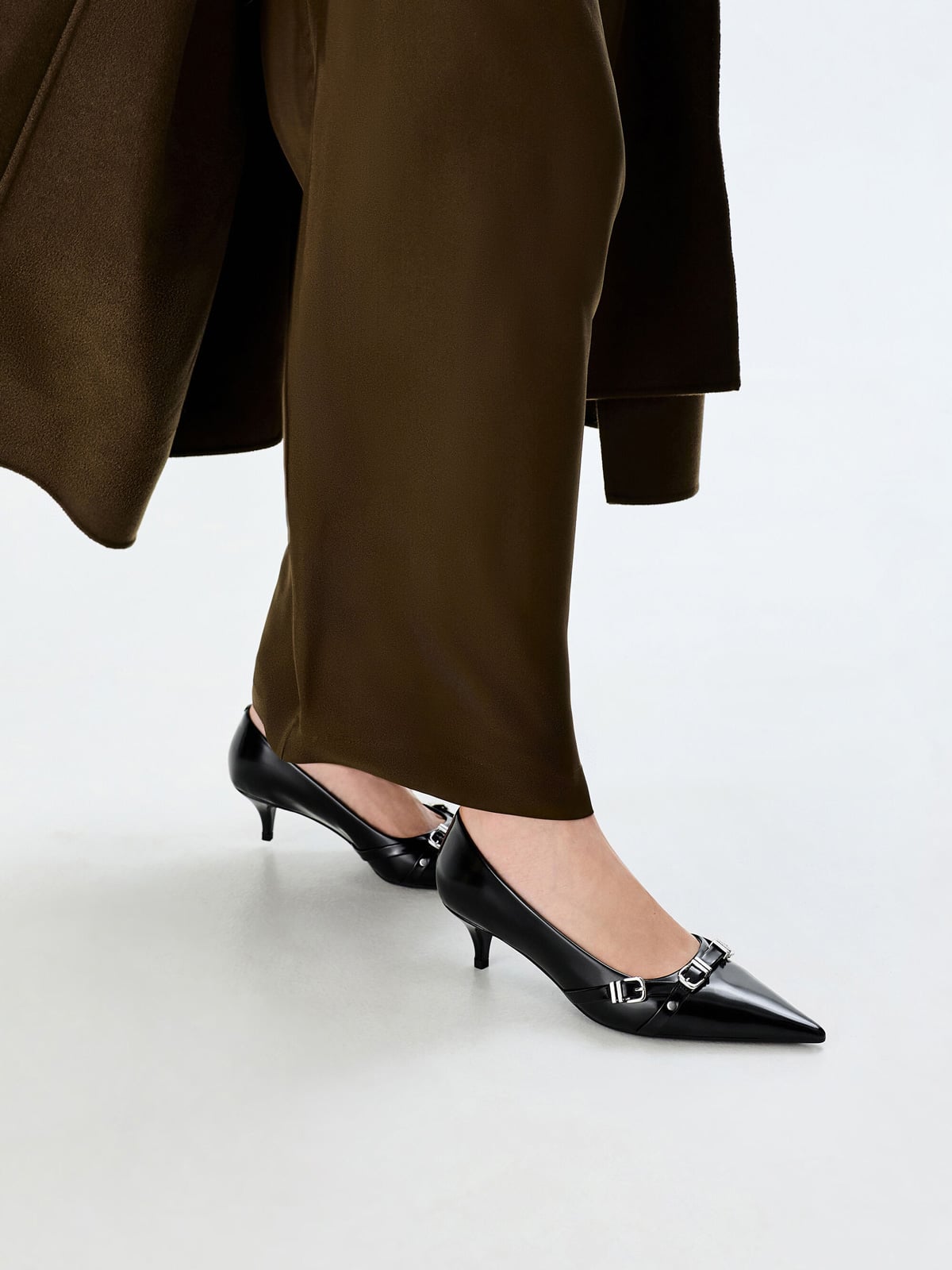 Aira アイラ バックルストラップ キトゥンヒール - CHARLES & KEITH