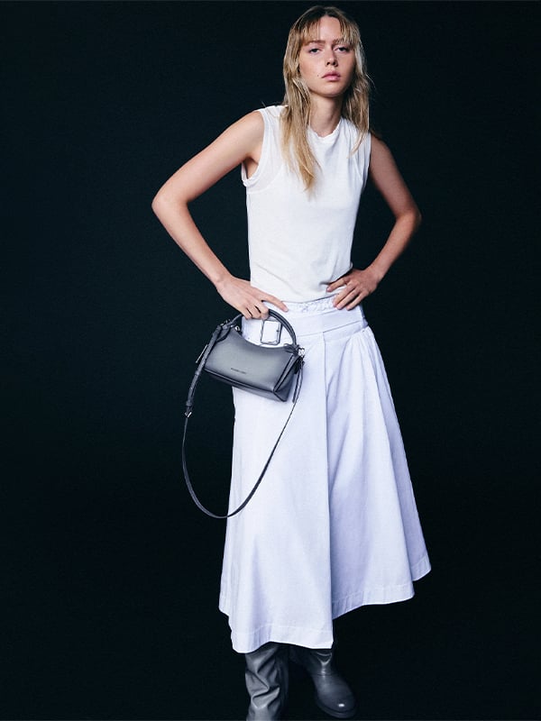 Hazel ヘーゼル バーニッシュド ボウ トップハンドルバッグ - CHARLES & KEITH