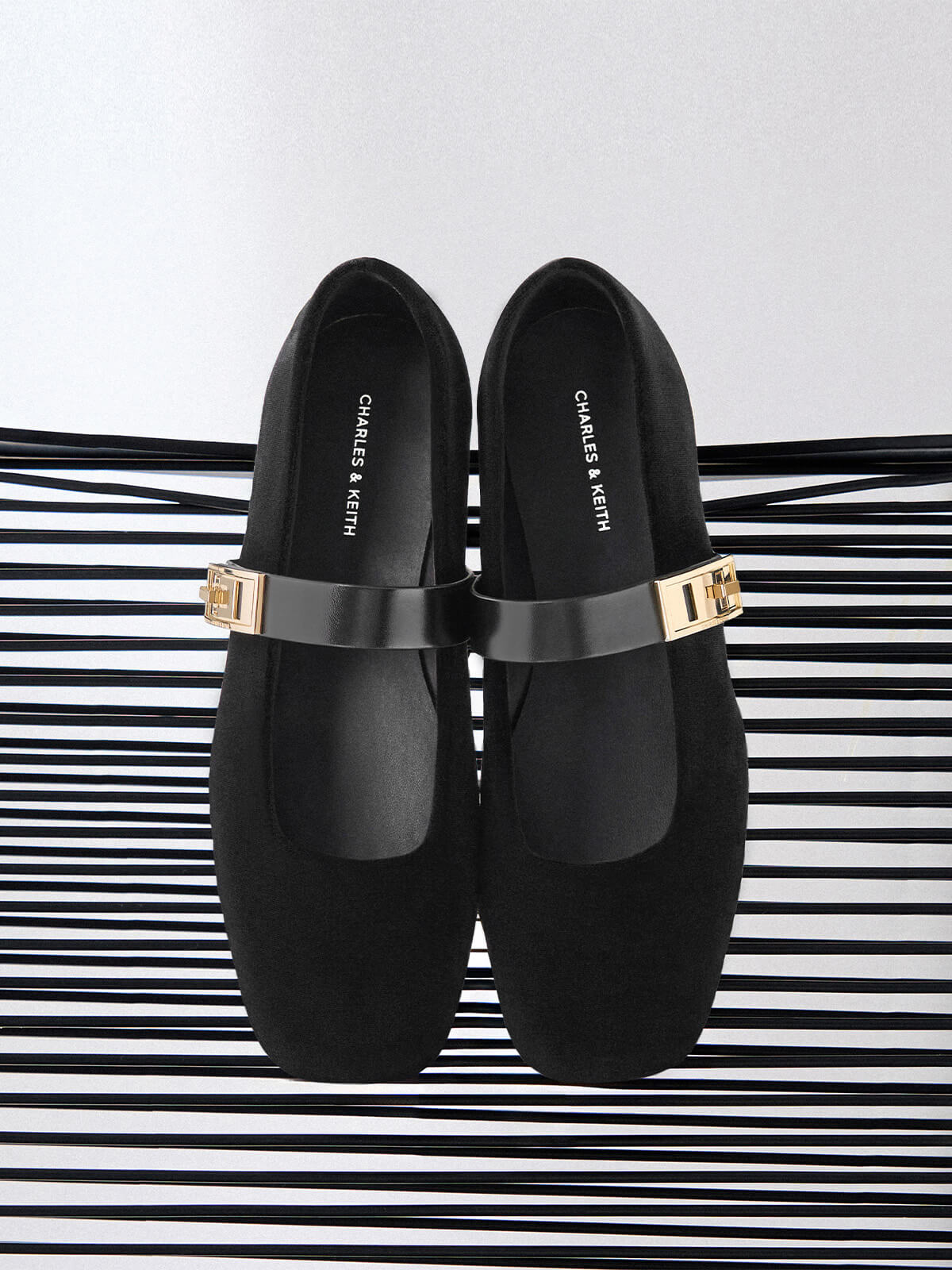 Lando ランド メタリックバックルメリージェーンパンプス - CHARLES & KEITH