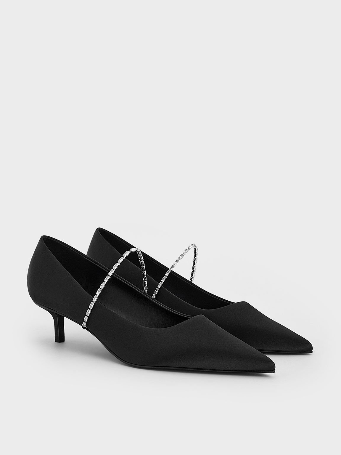 サテン クリスタルエンベリシュッドキトゥンヒールポインテッドトゥパンプス-ブラック – CHARLES & KEITH 