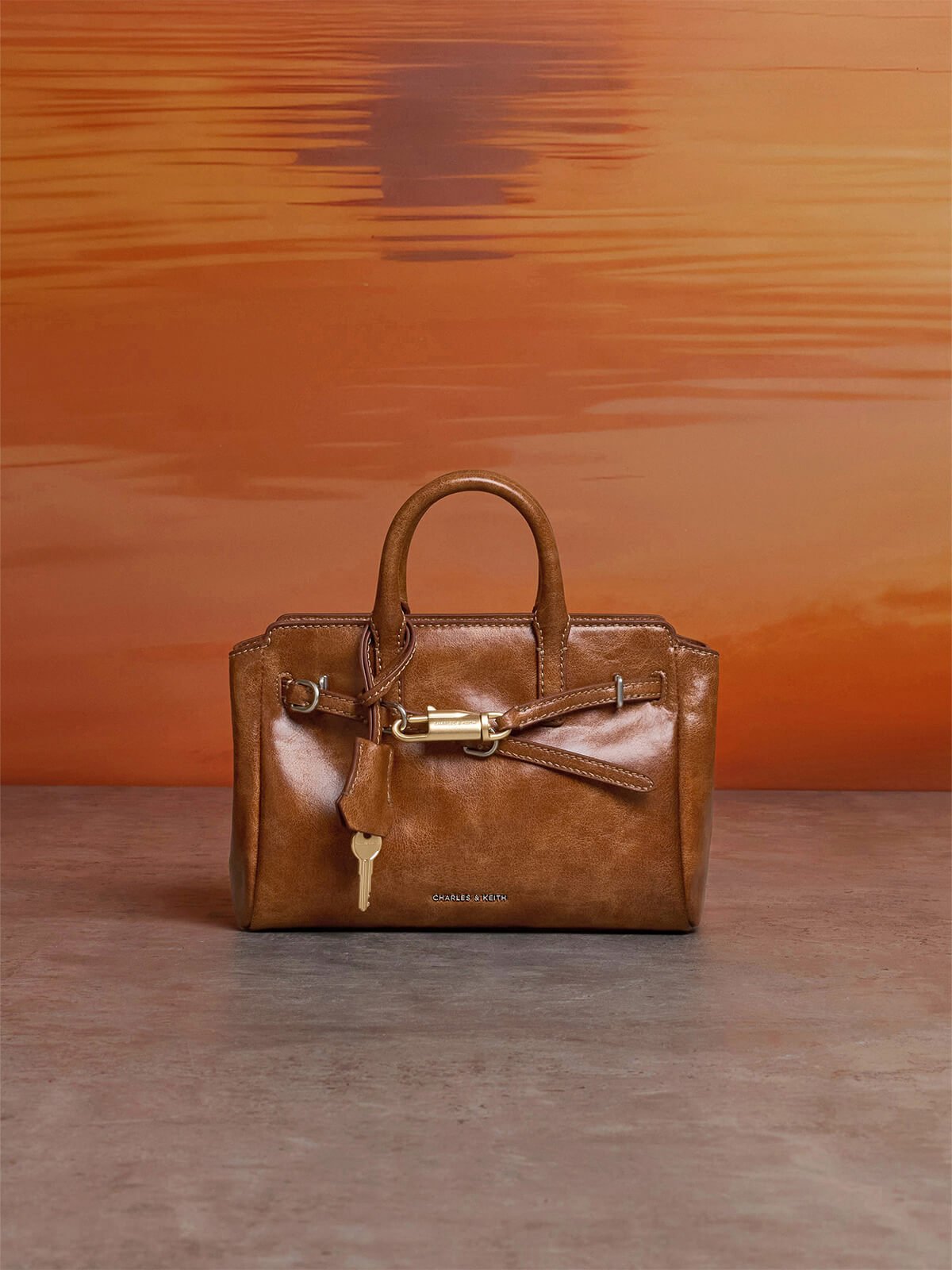 Delfina ミニデルフィナ ベルトトートバッグ - CHARLES & KEITH