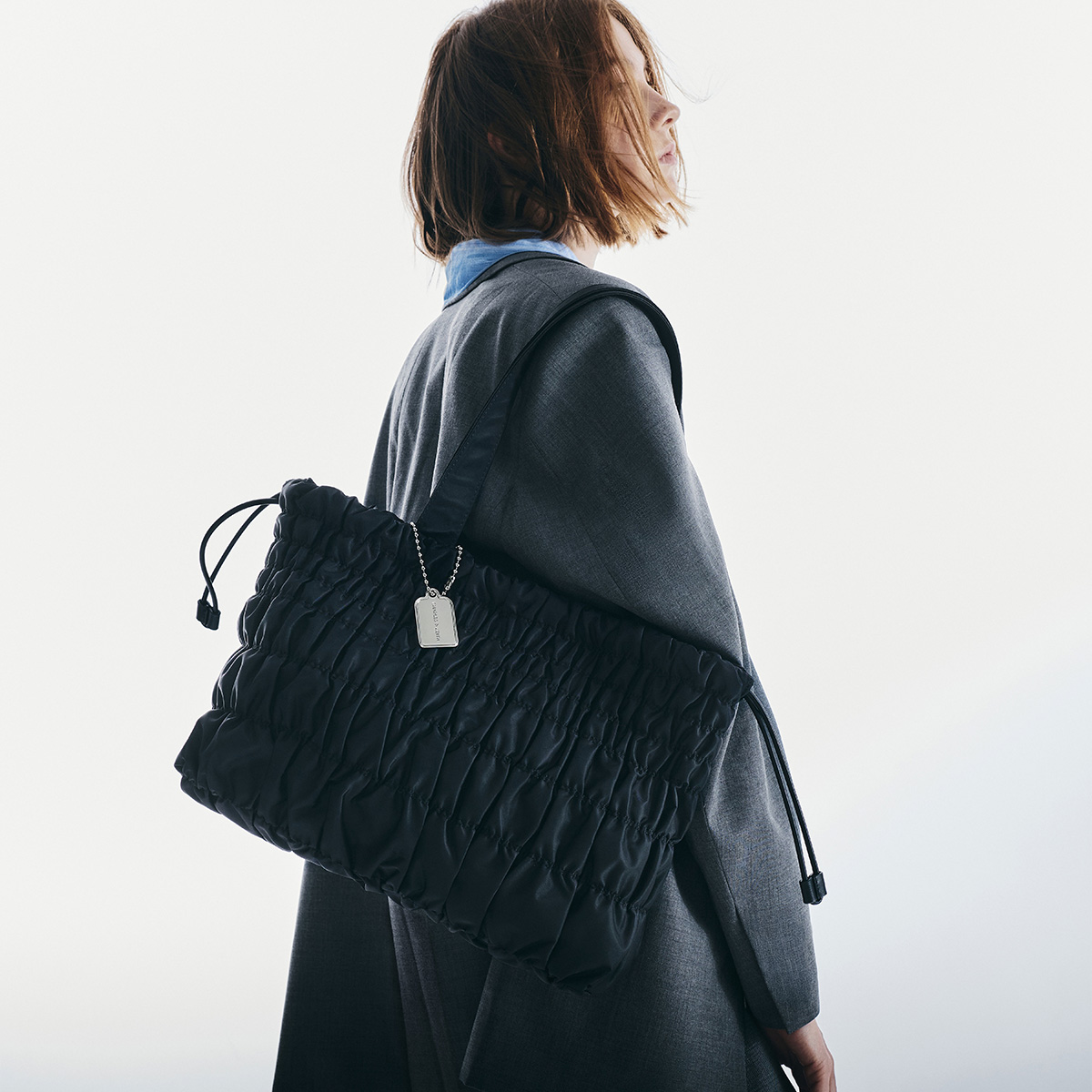 Charles & Keith ビジネスバッグパック　未使用 2026年最新】Yahoo!オークション -チャールズアンドキース リュックの