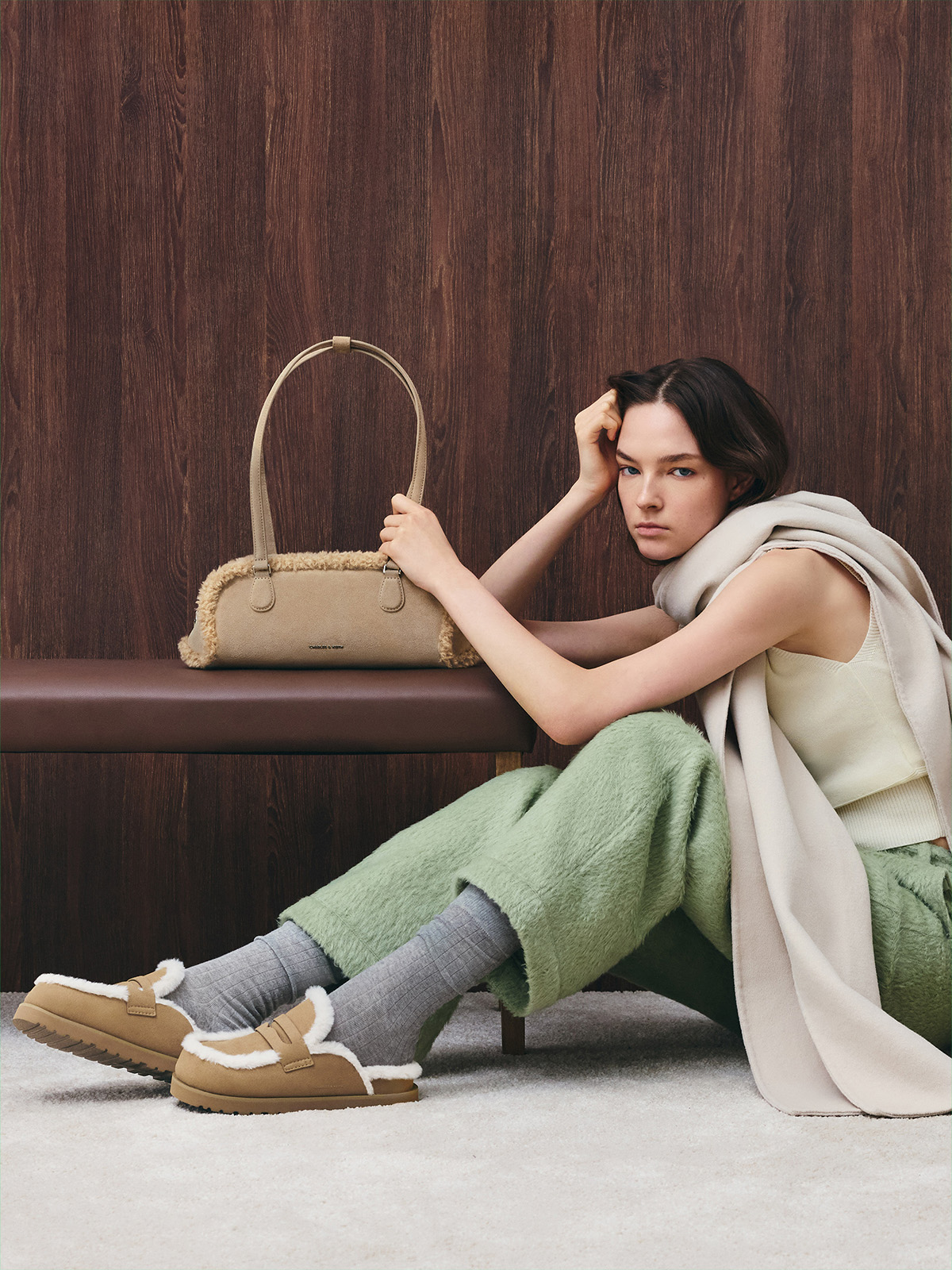 Karter カーター ポインテッドトゥルーシュドバックルキトゥンヒールブーツ- CHARLES & KEITH